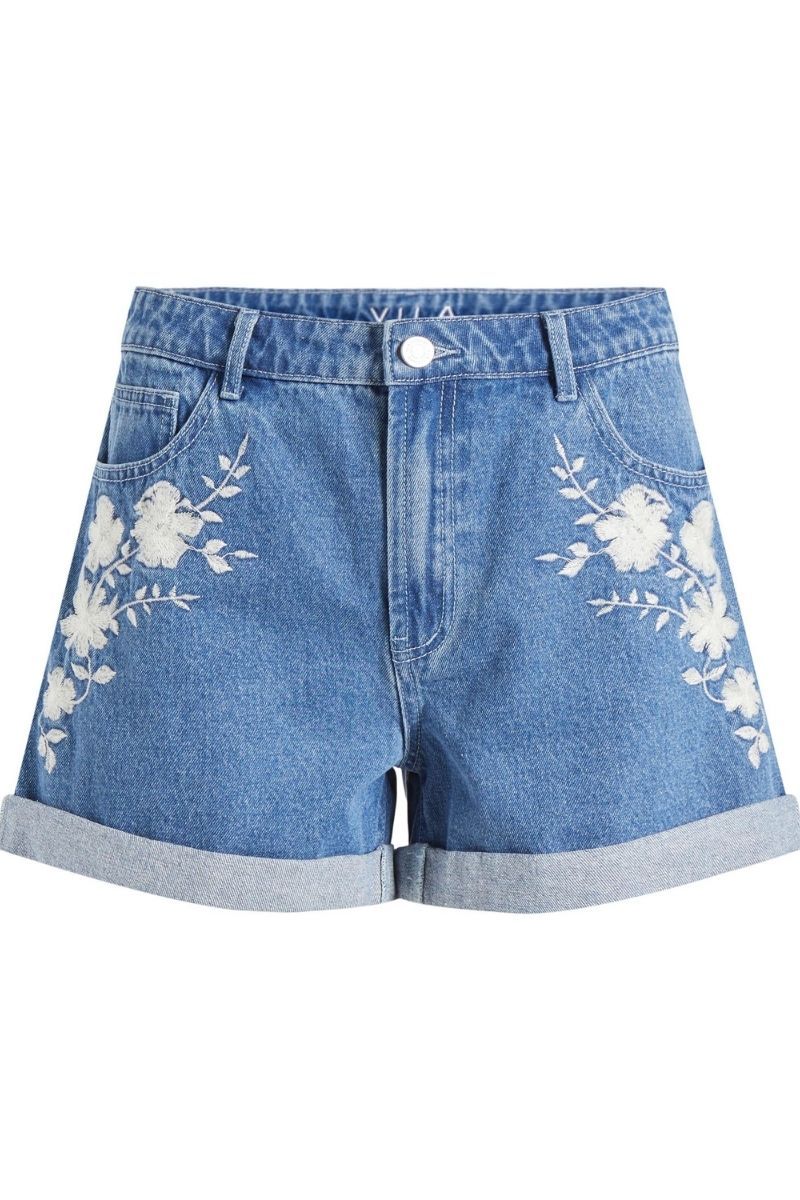 Shorts vaqueros con detalles bordados en los bolsillos delanteros